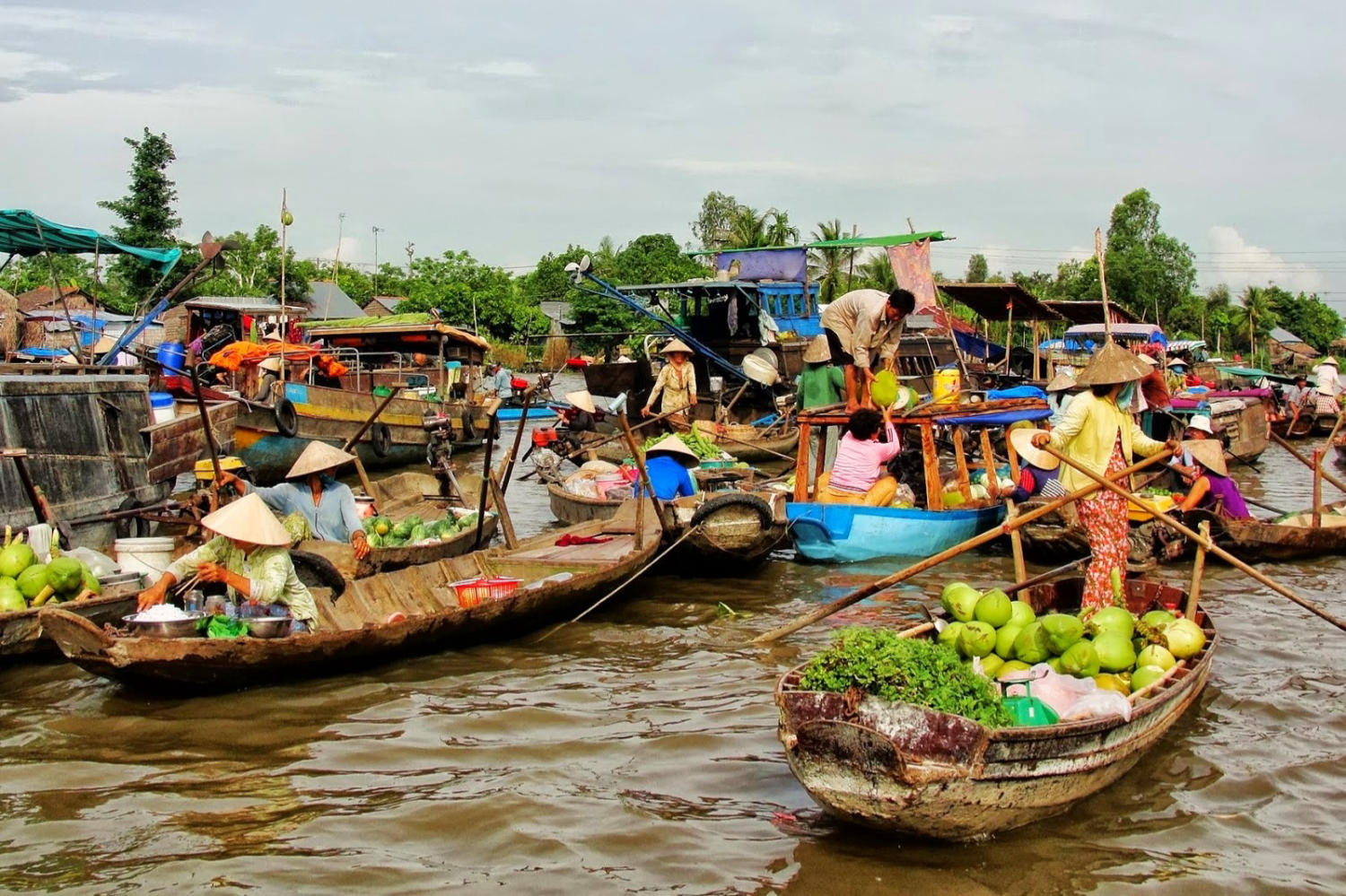 Chợ Nổi Cái Bè